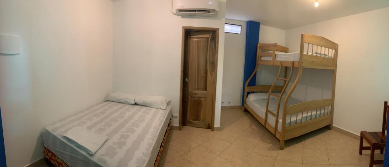 Hostal Yaku Montañita Eksteriør billede