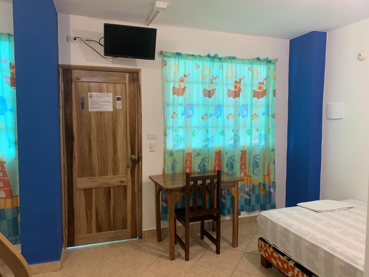 Hostal Yaku Montañita Eksteriør billede
