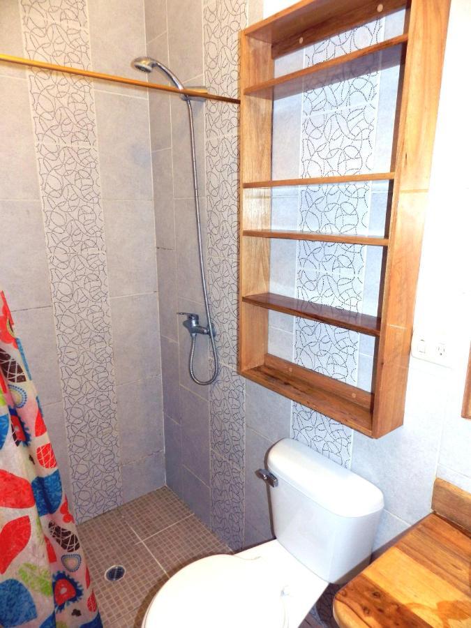 Hostal Yaku Montañita Eksteriør billede